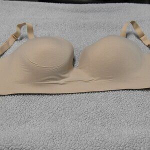 Soma Enbliss Wireless pale nude 36DDD bra